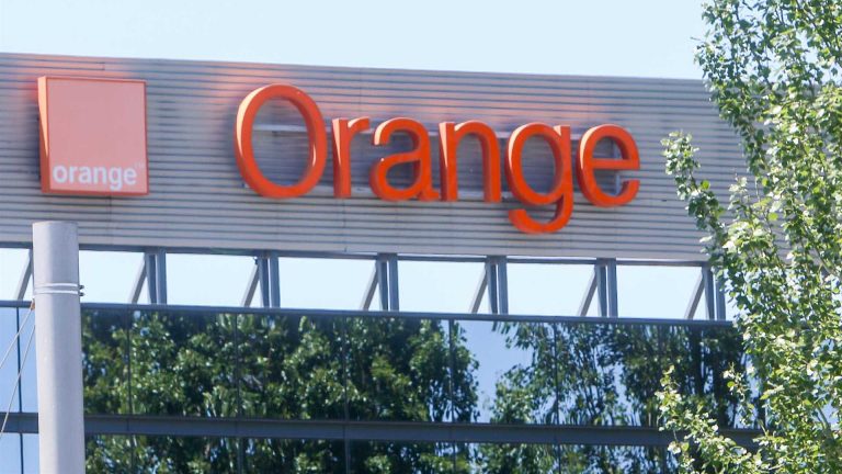 Orange muestra su rechazo a posibles condiciones de Bruselas para aprobar la fusión de MásMóvil