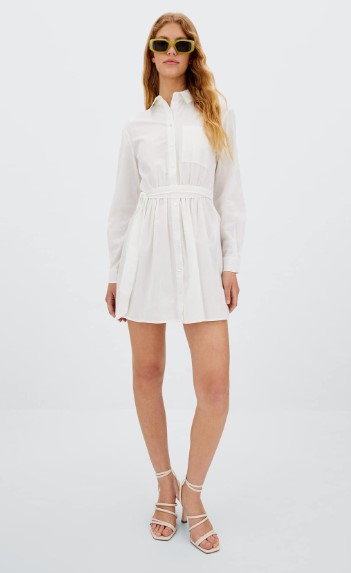 Vestido corto oxford de Stradivarius