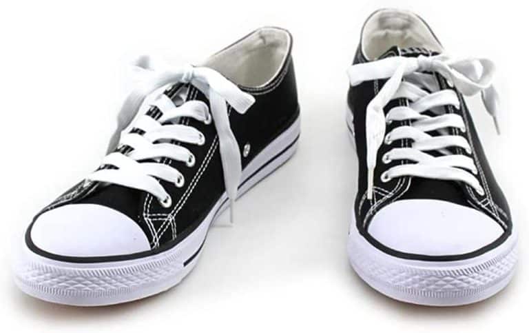 Si te gustan las Converse: estas zapatillas de lona de Amazon te van a encantar y cuestan la mitad  