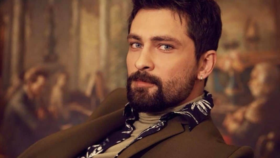 Pecado original: el protragonista Onur Tuna, nuevo sex symbol, tiene el corazón ocupado