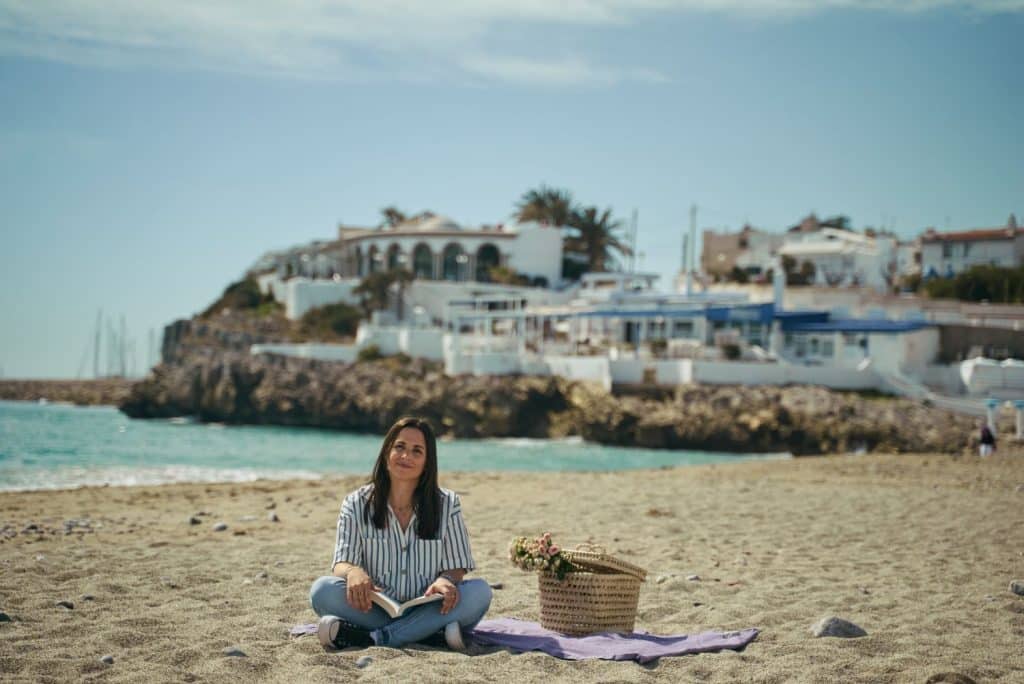 Alice Kellen presenta 'Donde todo brilla': "hay muchos temas que me interesan y todavía no he plasmado en una novela" 1 Alice Kellen