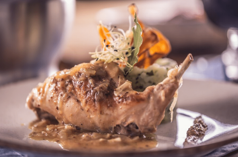 Así es el conejo en salsa de Arguiñano mejor que al ajillo