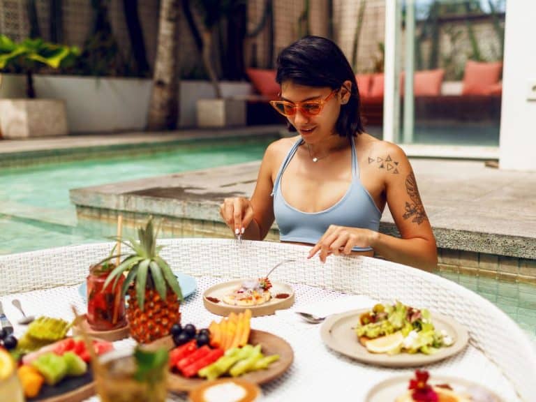 Un doctor da 5 trucos infalibles para que lo que comas no engorde