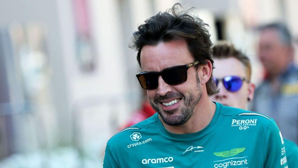 ¿Va a fichar Fernando Alonso por Mercedes? El piloto de F1 tiene claro su futuro 84 El desafío de la expectativa: Un año de reflexión y competencia