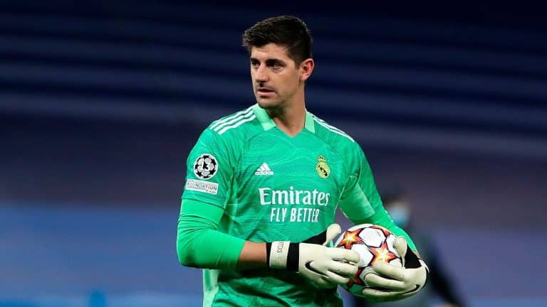 Courtois agita las redes con una excusa surrealista de la derrota ante el Arsenal