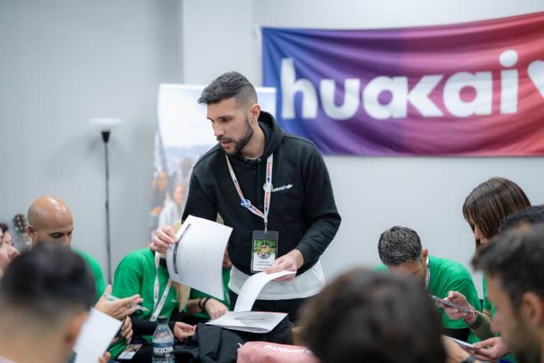 Huakai alcanzó los 3 millones de facturación en 2022 y prevé crecer un 200% este año