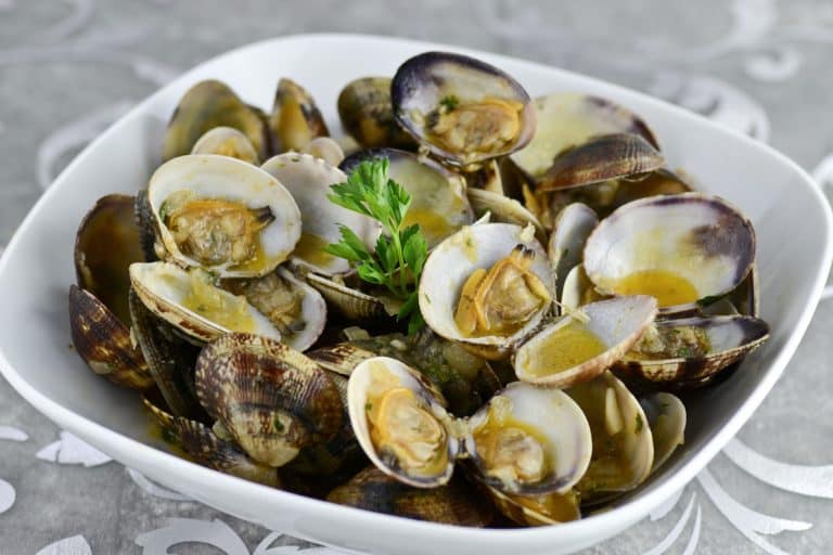 Almejas a la marinera: una receta de escándalo con un sabor de 