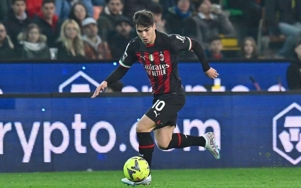 El Milán lo ha respaldado