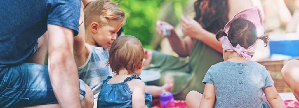 Organizar una caminata por el barrio