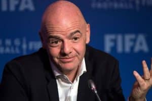 UEFA y FIFA, cara a cara: Infantino, acorralado por 42 preguntas y su vínculo con Trump