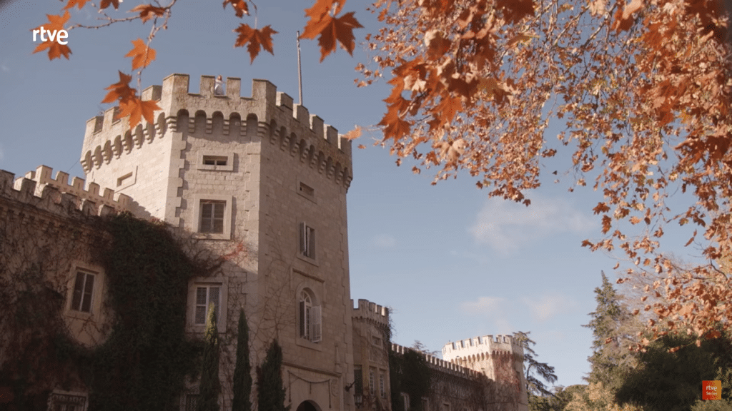 La Promesa Curro se encuentra a Leonor a punto de saltar LaPromesa53 RTVE Series YouTube Google Chrome 16 03 2023 16 30 47