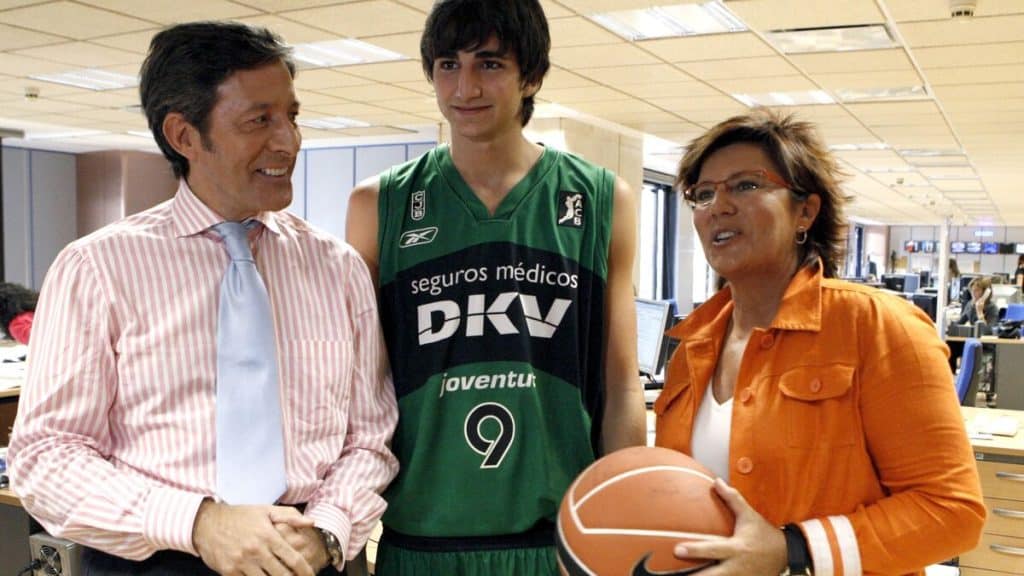 ¿Por qué se retiró Jesús Álvarez?