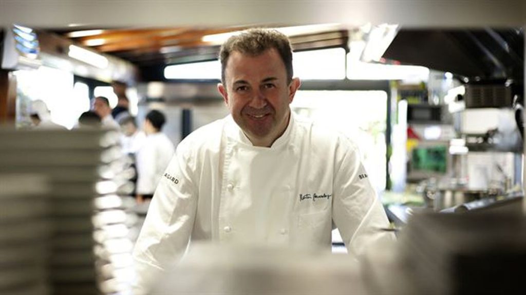 La sopa de pescado de Martin Berasategui que puedes hacer en microondas y queda de lujo 3