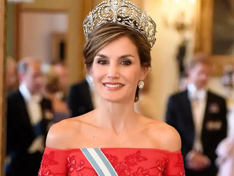 Las ocupaciones secretas de la reina Letizia al margen de Felipe