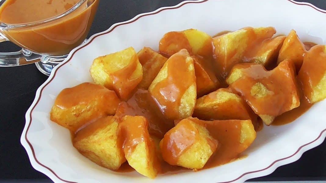 Patatas bravas