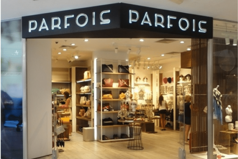 Los pendientes esmaltados de Parfois que no te quitarás en ningún viaje