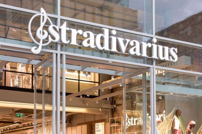 Los vestidos más sensuales de Stradivarius para una primavera muy caliente