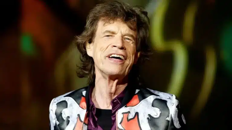 Mick Jagger prueba la IA para títulos de discos y la llama 'basura'