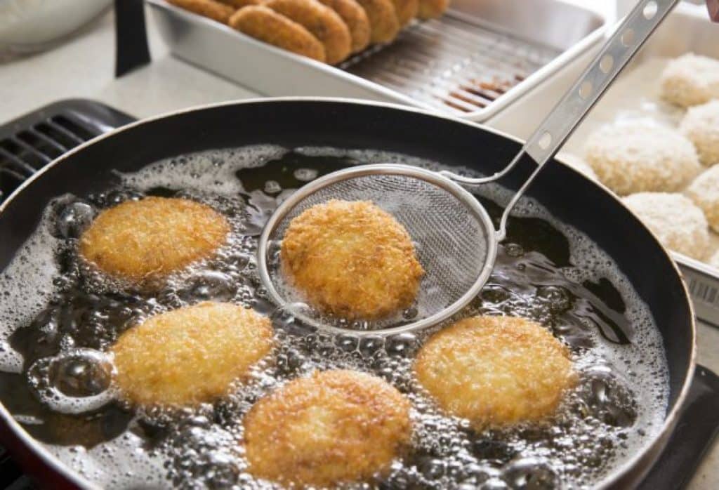 Los trucos para hacer las croquetas de jamón más cremosas