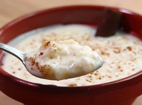 Prepara el arroz con leche cremoso Arguiñano te enseña cómo bordar el arroz con leche