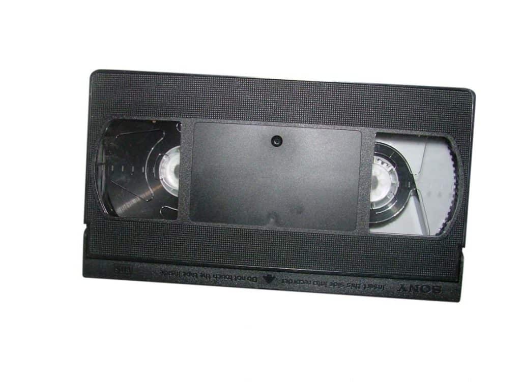 ¿Recuerdas tu viejo walkman? Pues este es el dineral que cuesta ahora 31 Una cinta VHS