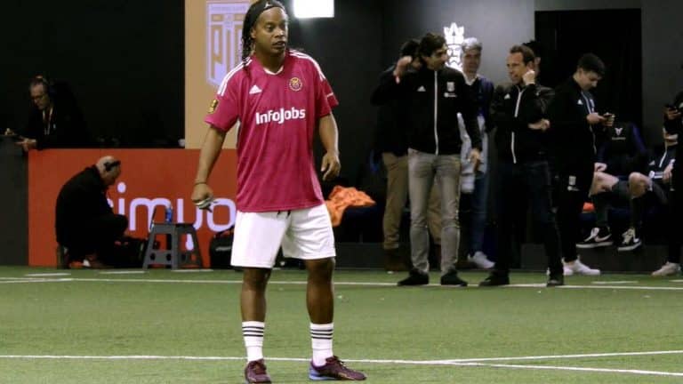 Ronaldinho, también el mejor pagado en la Kings League