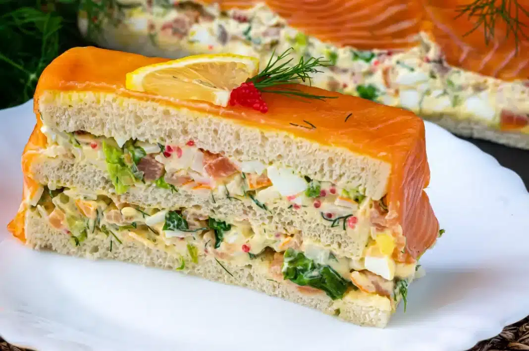 El pastel de salmón para sorprender a los invitados en Semana Santa