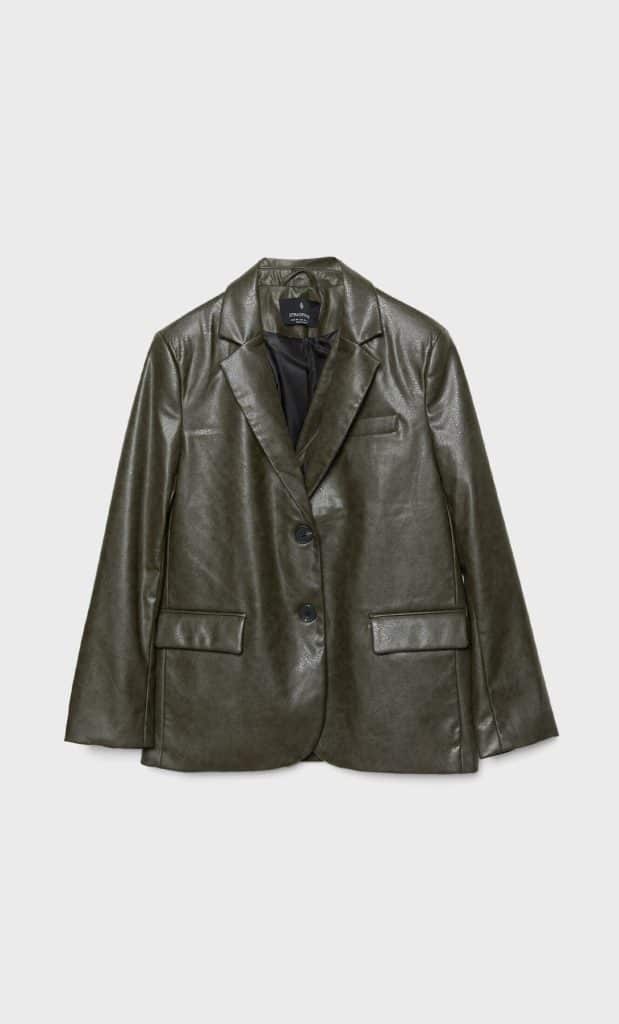 Americana Oversize Efecto Piel de Stradivarius