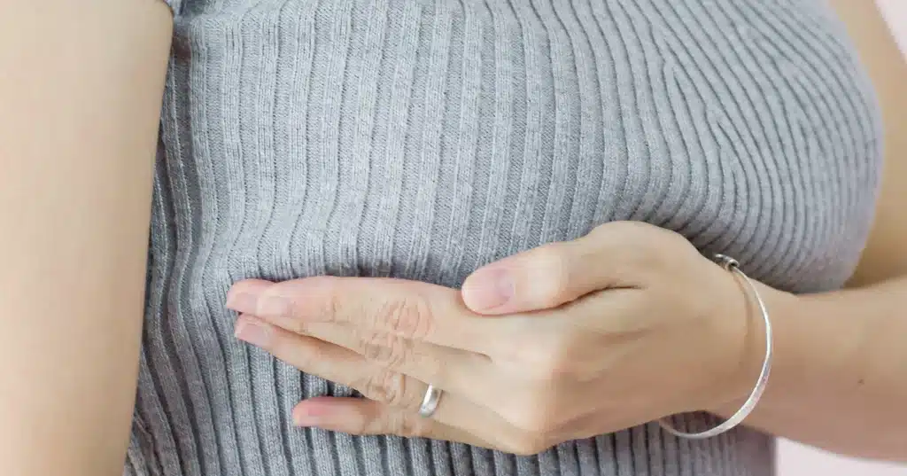 Cómo hacerte un reconocimiento de mamas como base para prevenir cáncer