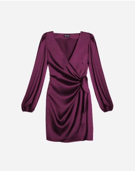 Vestido corto de manga larga satinado