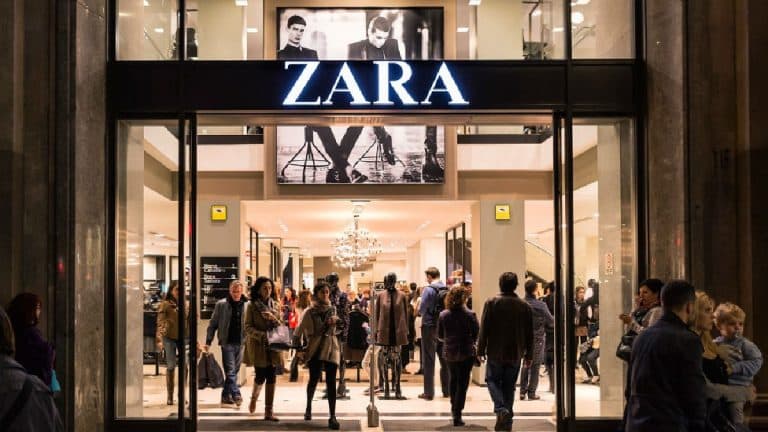 Zara: las faldas por menos de 30 euros para dar la bienvenida al buen tiempo
