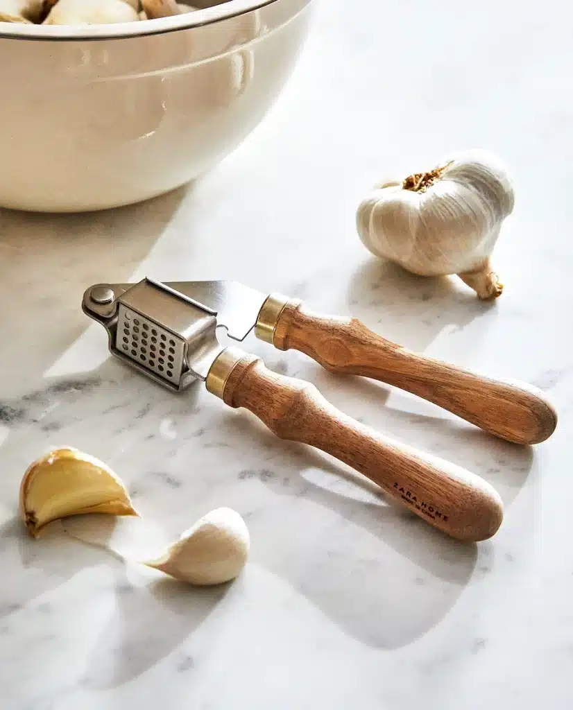 Zara Home - Prensa ajo acero