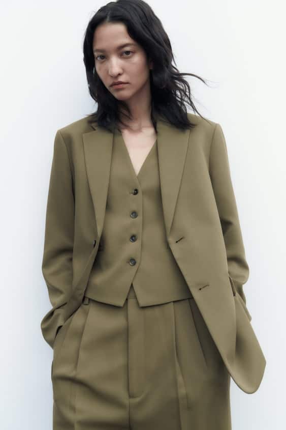 Zara las oportunidades primaverales a mitad de precio para empezar el cambio de armario