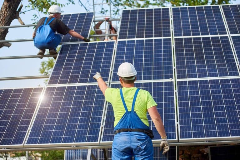 En España, Solar Tres60 se encarga de la instalación de autoconsumo solar