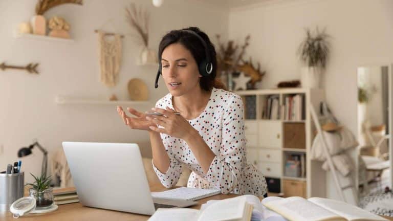 La plataforma que ofrece cursos subvencionados de digitalización para mujeres, Nascor Formación
