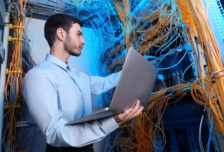 Mantenimiento y outsourcing informático para empresas con Zema IT