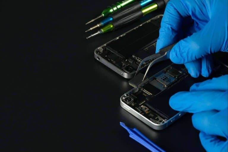 Doctor Móviles, repararación de iPhones con repuestos originales