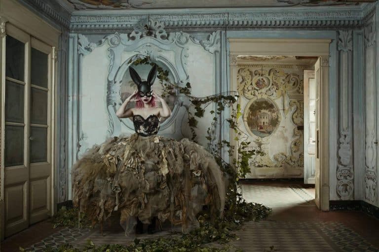 La fotógrafa que esconde secretos en sus imágenes, Lídia Vives