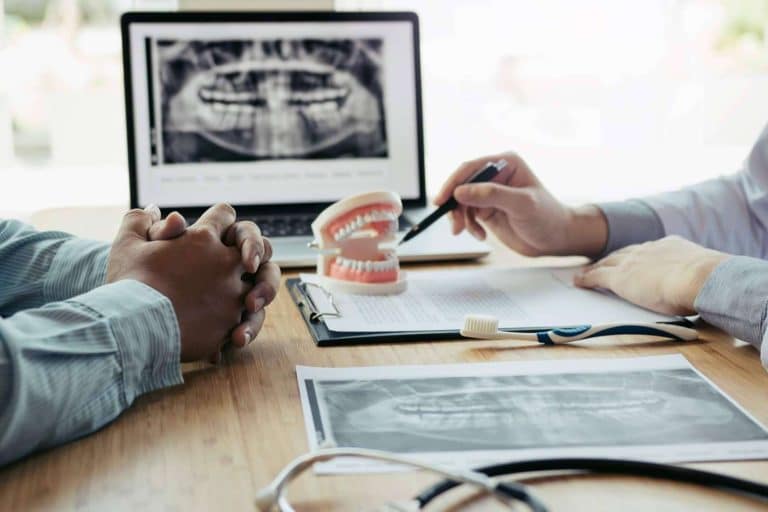 Implantes dentales con calidad garantizada, en Witizz