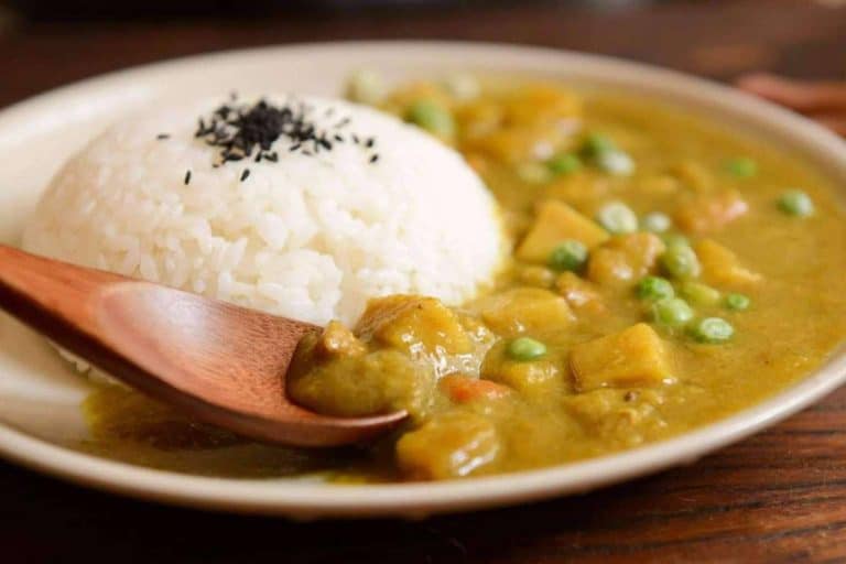 Medsuperfoods y su nueva creación cargada de proteína, el pollo al curry vegano