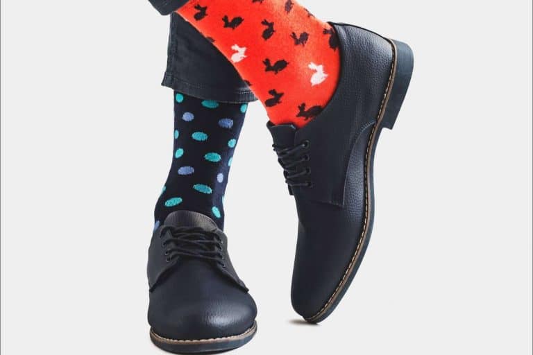 ¿Por qué usar calcetines divertidos muestra a las personas como seguras y exitosas?