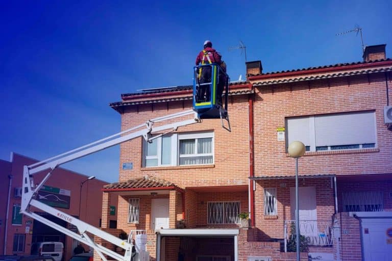 Instalaciones de autoconsumo para empresas, de la mano de grupo MQ