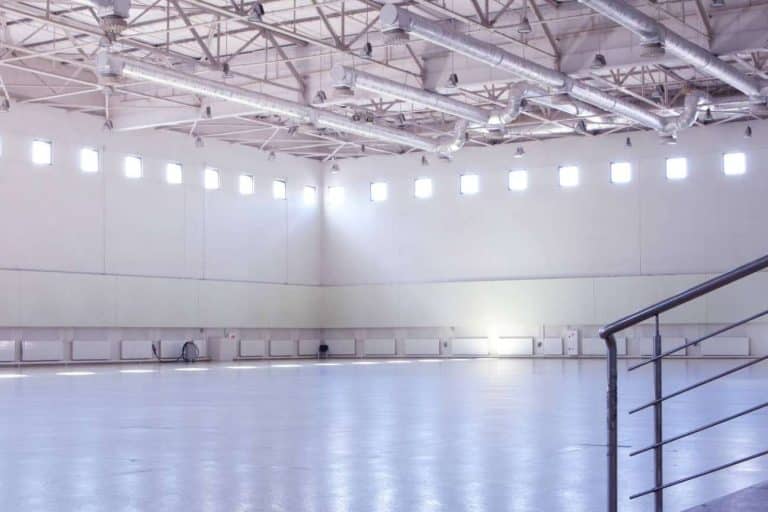 Más de 20 años de experiencia como especialistas en alquiler de naves y locales, por Alemany Real State