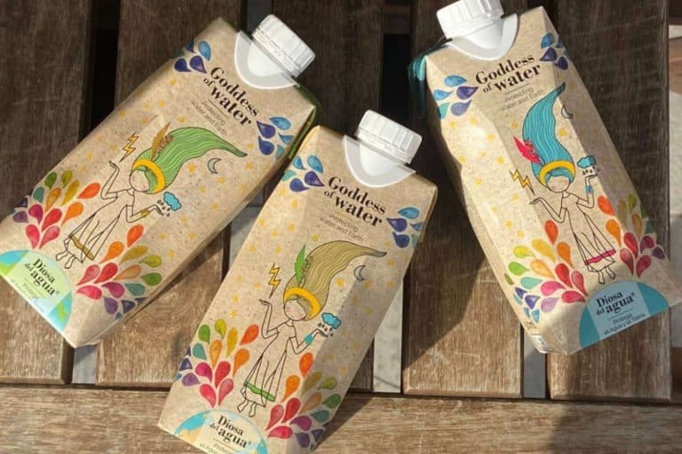 Ventajas del agua en brick de cartón que ofrece Diosa del Agua