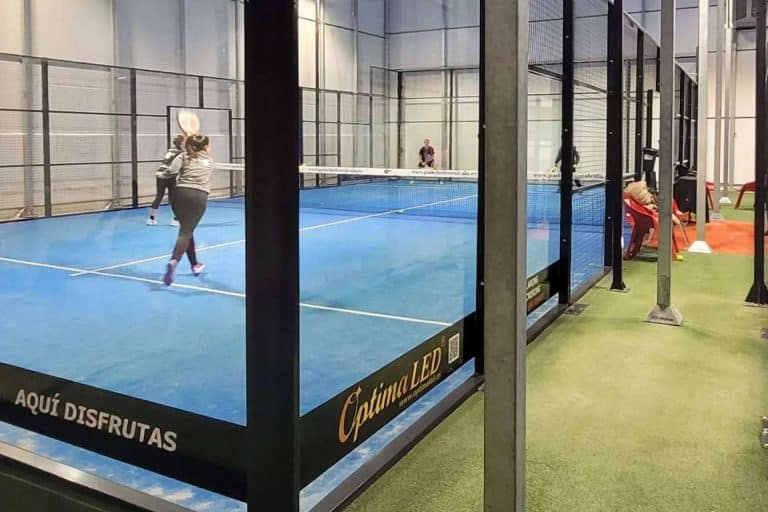 Padel Indoor Alcalá escoge a ProTour Asimétricos de Óptima LED