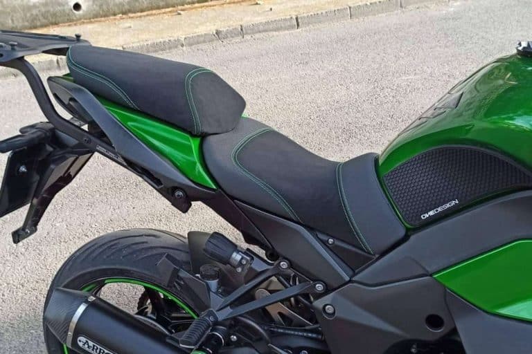 Tapizar asiento de la moto con estilo personalizado de la mano JM Fundas