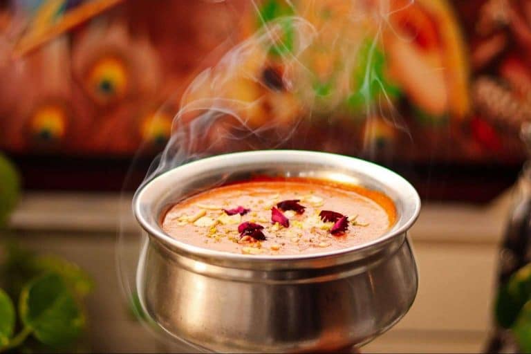 Viajar a la India sin salir de Madrid y conocer el restaurante cuya carta ha sido elaborada por la ganadora de MasterChef India