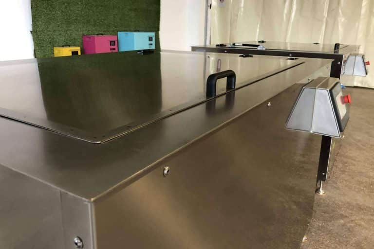 Iberkleen fabrica diversos modelos de máquinas de limpieza por ultrasonidos