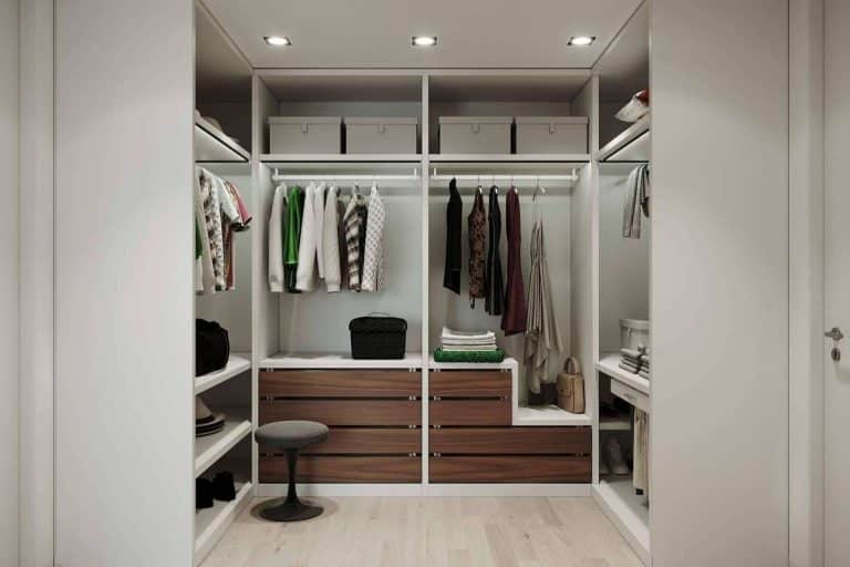 Decoradora permite transformar una casa en un hogar a través de la adecuada decoración de baño y el diseño de armarios a medida