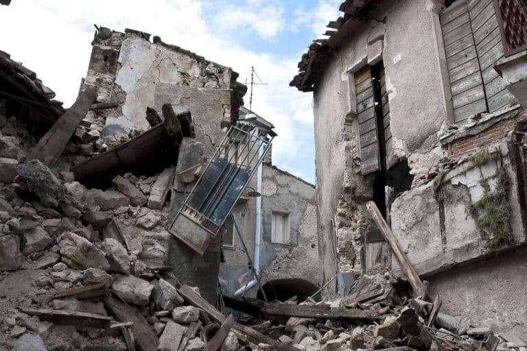 Pacheco Arquitectos explica cómo hacer frente a los terremotos
